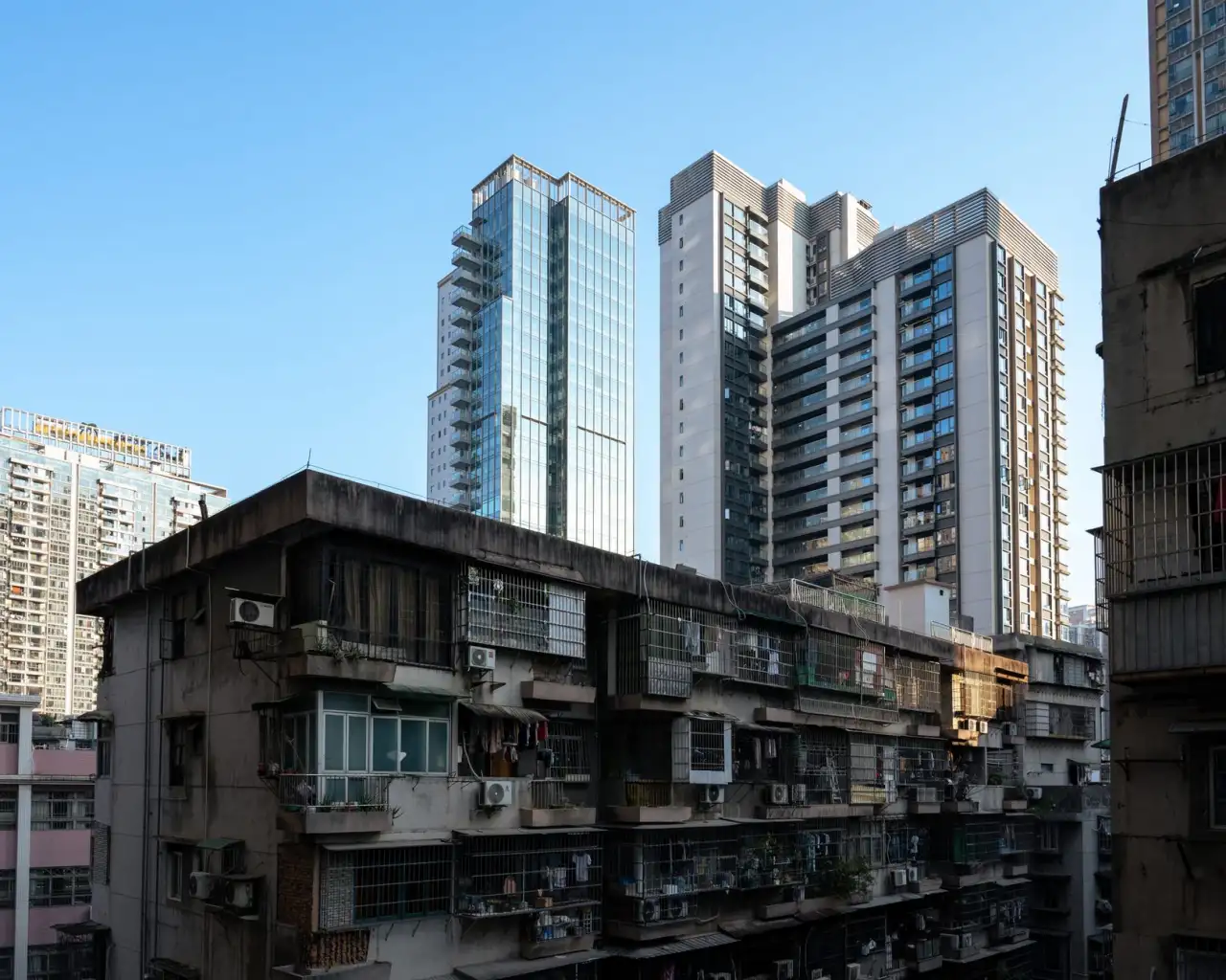 渝中区音迪娱动力柜成套设备技术特点与工程应用解析
