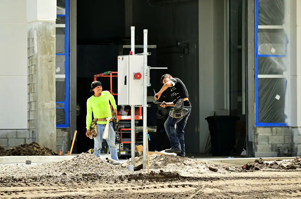 建筑工地临时用电动力柜配置要点与安全规范解析正文配图 1